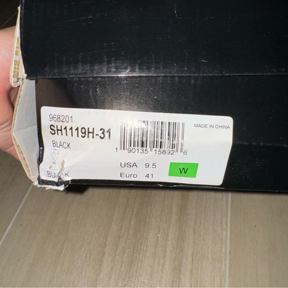 IMAN Black Leather Boots 9.5W - Picture 2 of 6